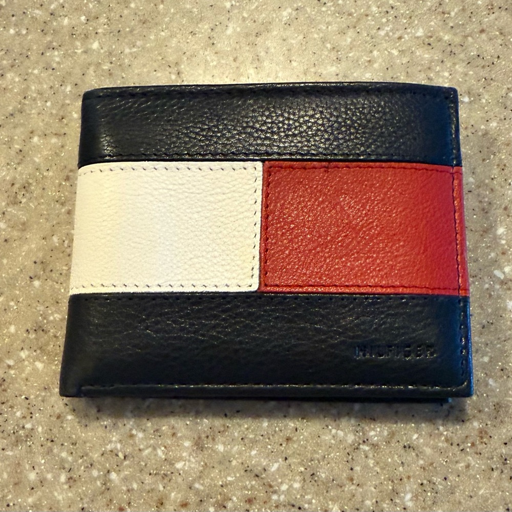Tommy Hilfiger Men's Black, White, and Red Wallet
